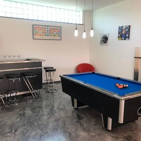 Casa Shally Usseira