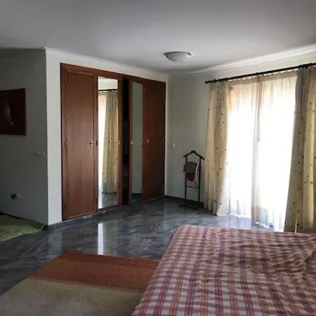 Willa Casa Shally *