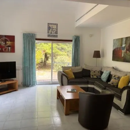 Casa Shally * Usseira